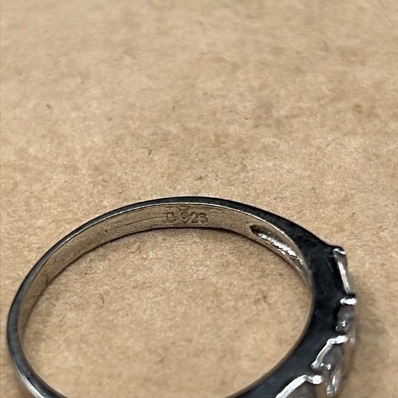 Vintage 925 sterling silver rhinestone ring size 11 - Picture 7 of 7